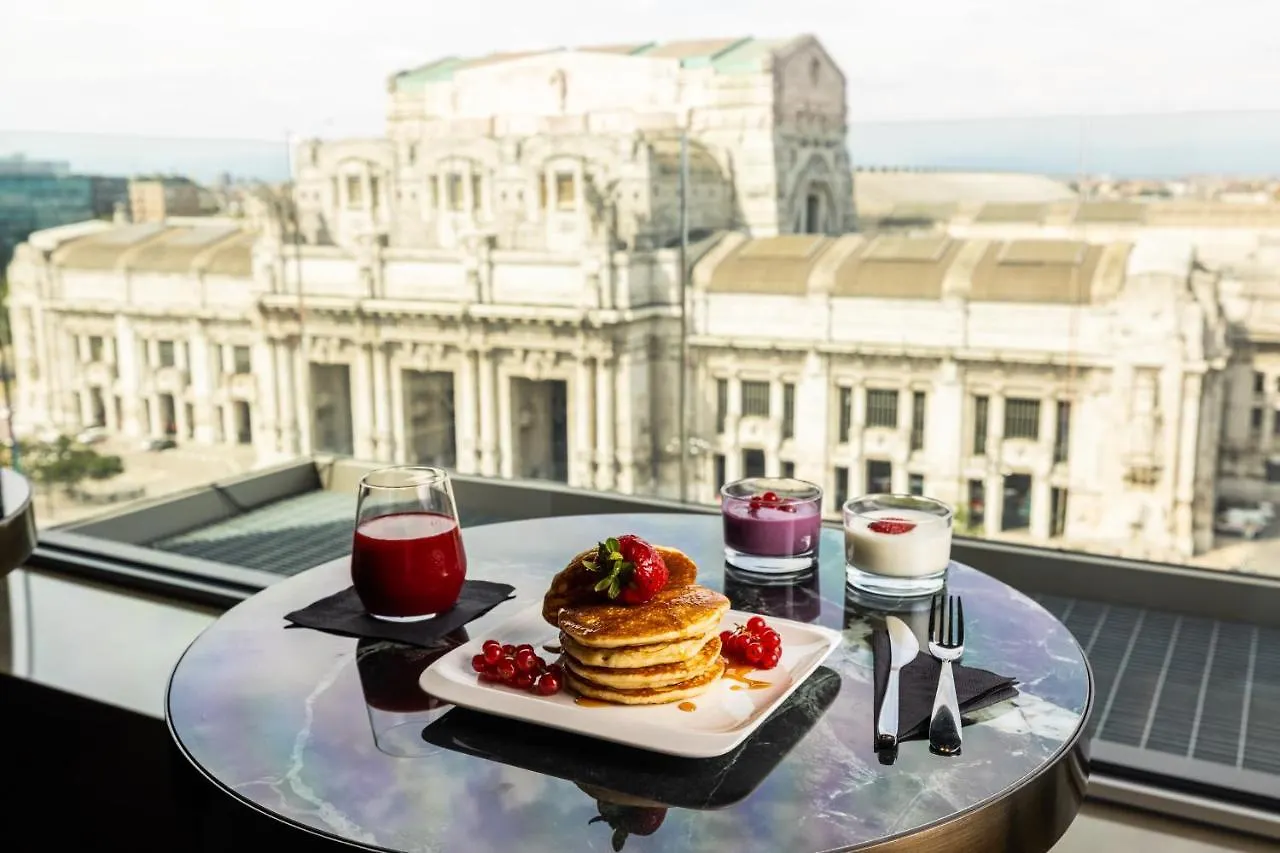 ****  Hd8 Hotel Milano İtalya