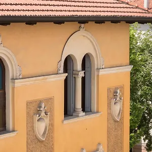  Apartment La Mansarda Segreta Mood Italy