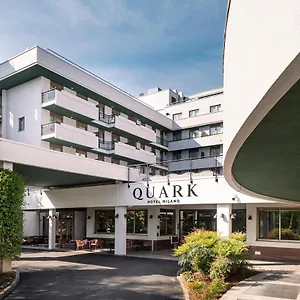 Quark **** Milánó