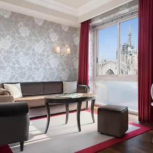 4* Otel Sina De La